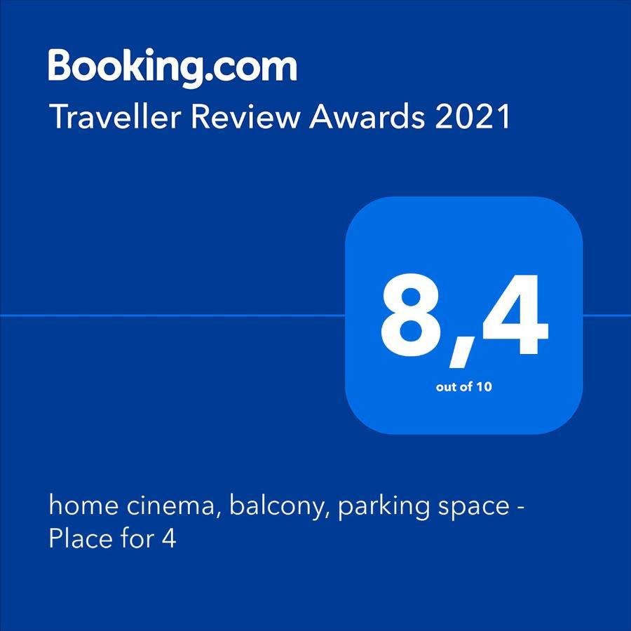 Home Cinema, Parking Space Würzburg Eksteriør bilde